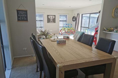 Photo of property in 8 Northbrook Glen, Flagstaff, Hamilton, 3210