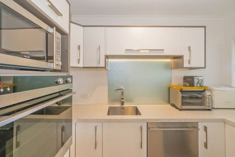 Photo of property in 20 Roseberry Place, Whitianga, 3510