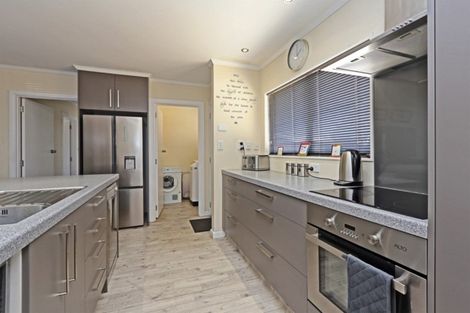 Photo of property in 20 Cortes Crescent, Flaxmere, Hastings, 4120