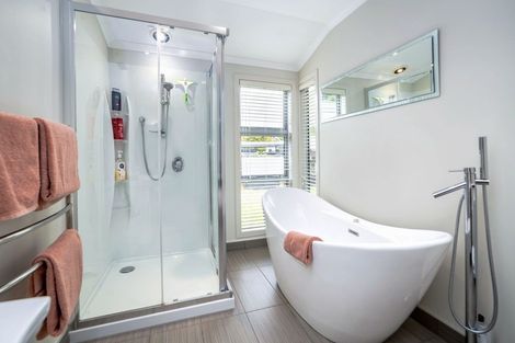 Photo of property in 12 Wood Street, Greytown, 5712