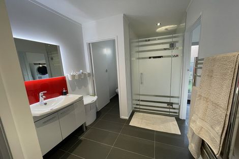 Photo of property in 4/1 Manuka Road, Bayview, Auckland, 0629