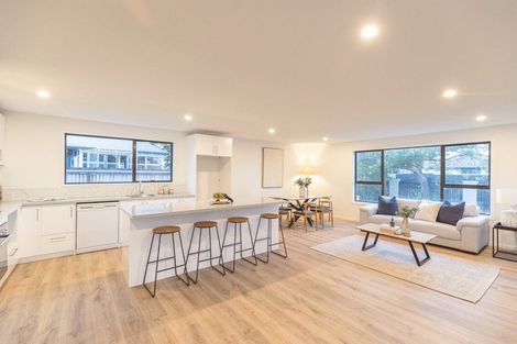 Photo of property in 130 Bower Avenue, New Brighton, Christchurch, 8083