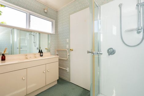 Photo of property in 32 Reeve Drive, Havelock North, 4130