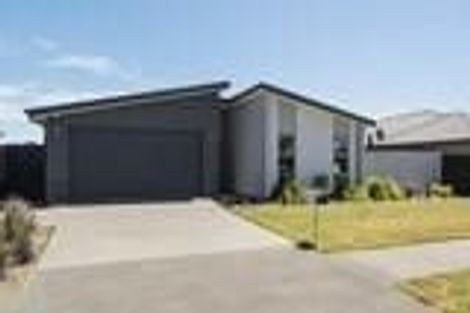 Photo of property in 35 Te Whenu Crescent, Marshland, Christchurch, 8083