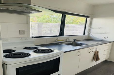 Photo of property in 4 Luxor Place, Massey, Auckland, 0614