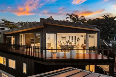 Photo of property in 61a Churchill Road, Murrays Bay, Auckland, 0630