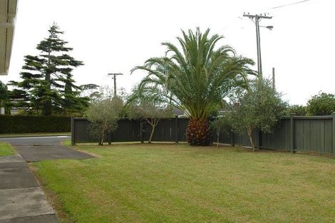 Photo of property in 2 Williams Avenue, Pakuranga, Auckland, 2010