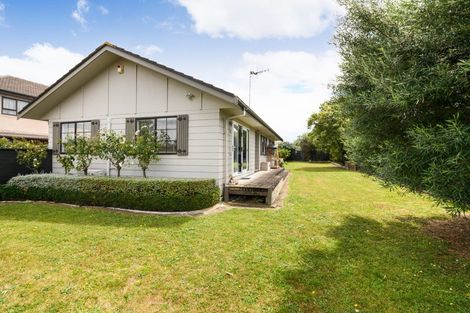 Photo of property in 57 Raglan Avenue, Cloverlea, Palmerston North, 4412