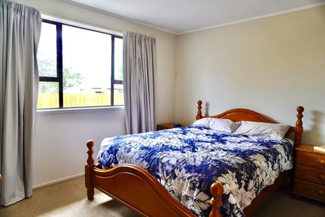 Photo of property in 394 Bucklands Beach Road, Bucklands Beach, Auckland, 2012