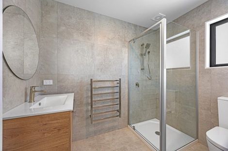 Photo of property in 5/90 Holly Road, St Albans, Christchurch, 8014