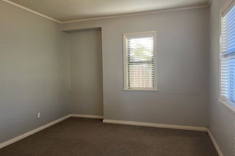 Photo of property in 90 Forest Lake Road, Forest Lake, Hamilton, 3200