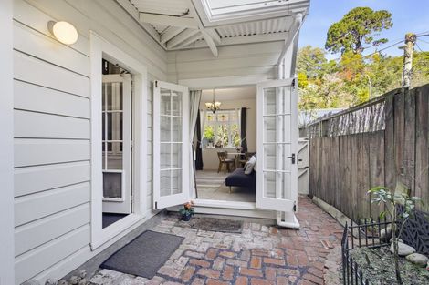 Photo of property in 2 Ascot Street, Thorndon, Wellington, 6011