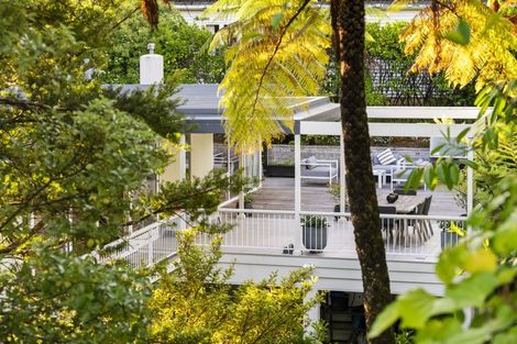 Photo of property in 5 Glentui Grove, Khandallah, Wellington, 6035