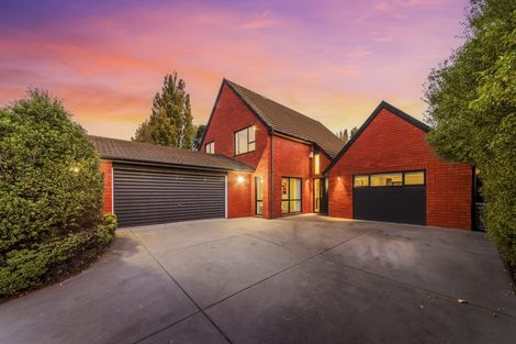 Photo of property in 17 Sayers Crescent, Ilam, Christchurch, 8041