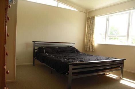 Photo of property in 3 Tyne Road, Forrest Hill, Auckland, 0620