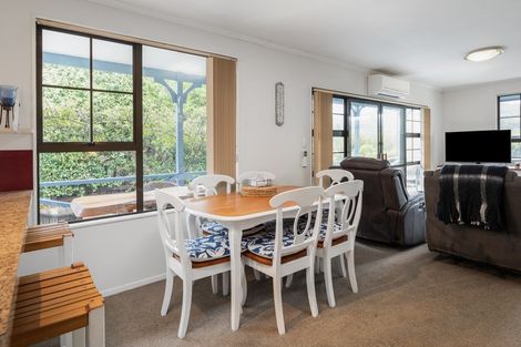 Photo of property in 168 Waikawa Road, Picton, 7220