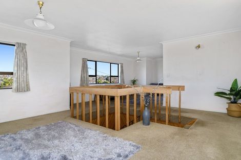 Photo of property in 207 Ngatai Road, Otumoetai, Tauranga, 3110