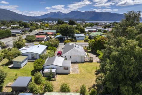 Photo of property in 5 Gunn Street, Te Anau, 9600