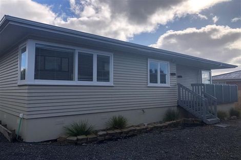 Photo of property in 22 Hepburn Road, Glendene, Auckland, 0602