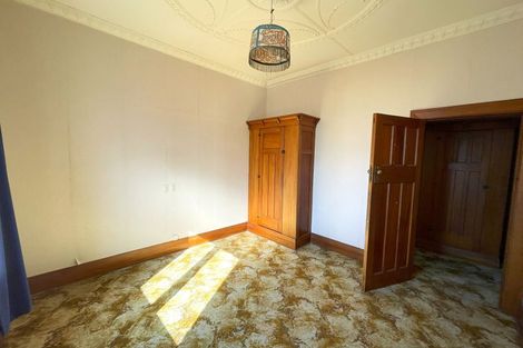 Photo of property in 105 Macandrew Road, South Dunedin, Dunedin, 9012