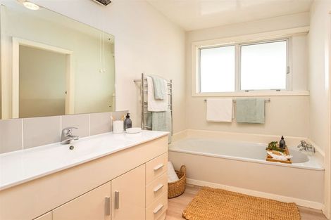 Photo of property in 1/77 Mays Road, St Albans, Christchurch, 8052