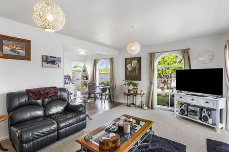 Photo of property in 25b Olive Terrace, Paraparaumu Beach, Paraparaumu, 5032