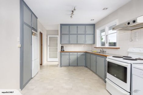 Photo of property in 1 Dalton Place, Burnside, Christchurch, 8053