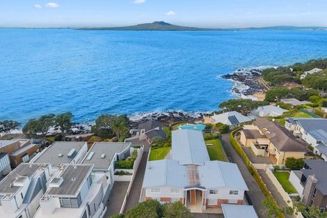 Photo of property in 5/241 Hurstmere Road, Takapuna, Auckland, 0622