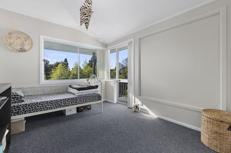 Photo of property in 10 Lynwood Place, Chedworth, Hamilton, 3210