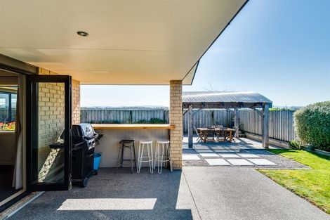 Photo of property in 13 Waitaha Place, Clive, 4102