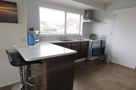 Photo of property in 3/3 Blease Street, New Lynn, Auckland, 0600