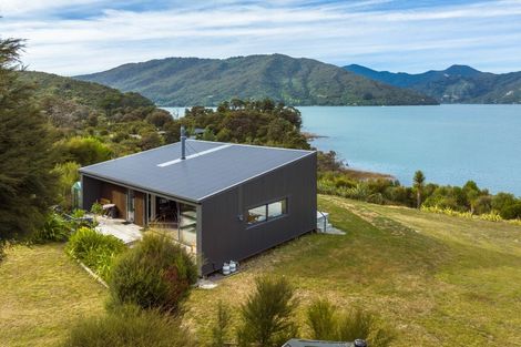 Photo of property in 15 Tai Close, Kaiuma Bay, Havelock, 7178