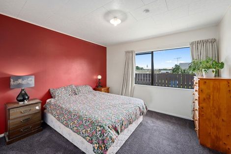 Photo of property in 11 Simcox Street, Otaki Beach, Otaki, 5512