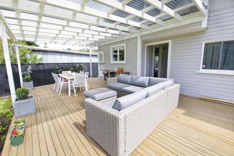 Photo of property in 9 Sheehan Street, Bay View, Napier, 4104