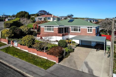 Photo of property in 29 Tamar Street, South Hill, Oamaru, 9400