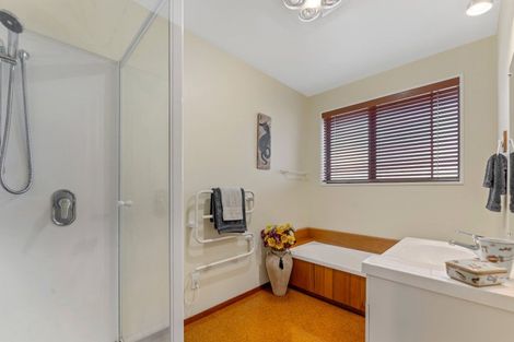 Photo of property in 30 Endeavour Street, Riversdale, Blenheim, 7201