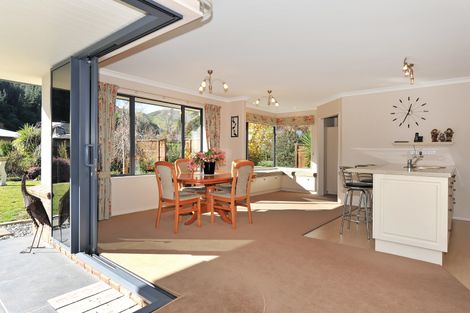 Photo of property in 6 Tussock Place, Stoke, Nelson, 7011