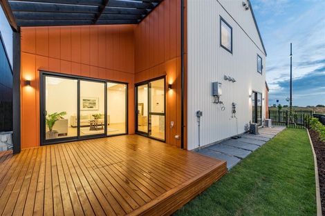 Photo of property in 67 Maungakaraka Road, Karaka, 2580