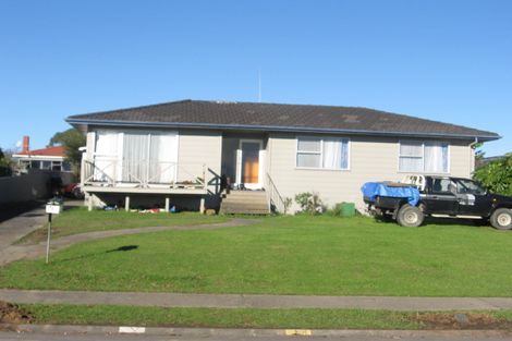 Photo of property in 13 Fairlight Place, Manurewa, Auckland, 2102