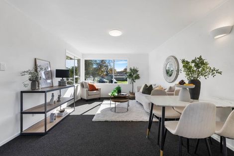Photo of property in 15 Tyndrum Place, Highland Park, Auckland, 2010