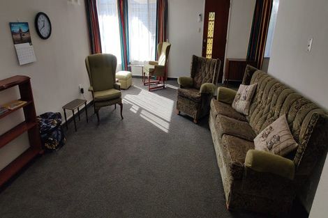 Photo of property in 2/701 Roberts Street, Hastings, 4122