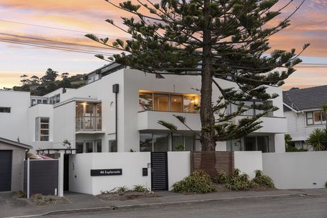 Photo of property in 3/46 Esplanade, Sumner, Christchurch, 8081