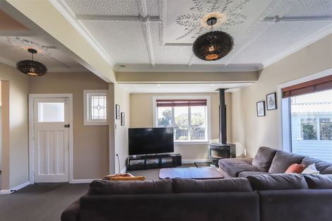 Photo of property in 30 Rewa Street, Inglewood, 4330