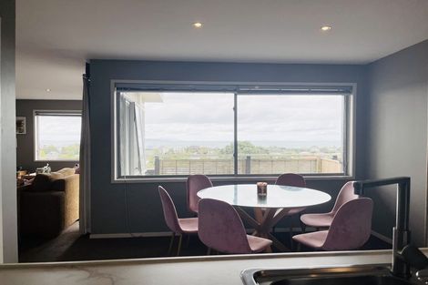 Photo of property in 5 Elliston Crescent, Stanmore Bay, Whangaparaoa, 0932