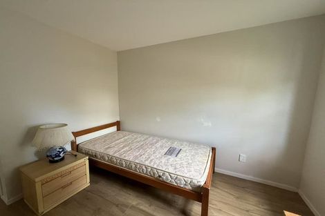 Photo of property in 2/4 Sydney Street, Hauraki, Auckland, 0622