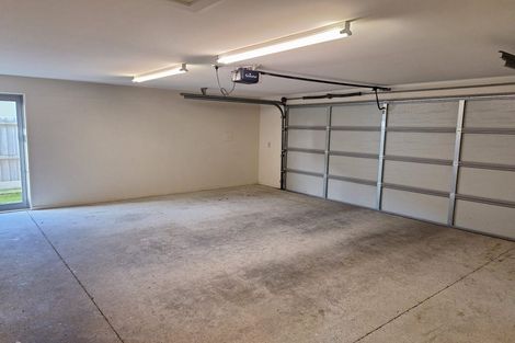 Photo of property in 26 Dunsford Close, Halswell, Christchurch, 8025