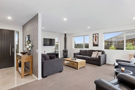 Photo of property in 12 Thornly Park Avenue, Mosgiel, 9024