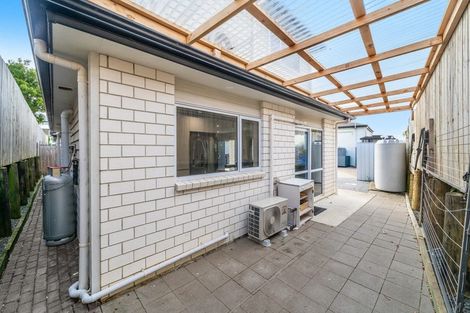 Photo of property in 13 Orona Way, Papatoetoe, Auckland, 2025