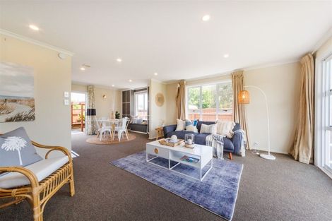 Photo of property in 18 Roore Street, Foxton Beach, Foxton, 4815