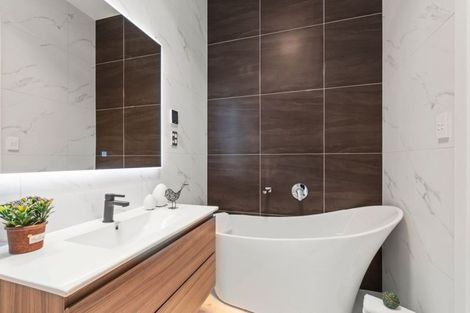 Photo of property in 36 Celestial Crescent, Orewa, 0931